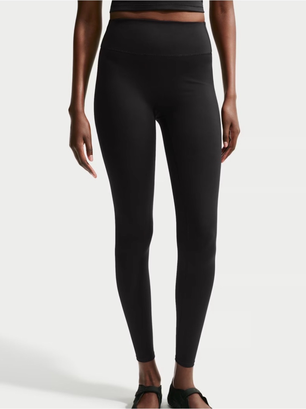 NikeSKIMS Matte Women's High-Waisted 29" Leggings In Obsidian Size Med
$118 MSRP